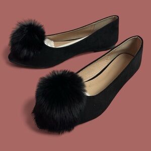 Elegant Black Pom-Pom Flats pointed toe
